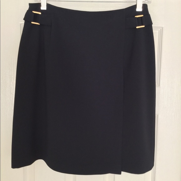 SKIRT - Picture 2 of 5